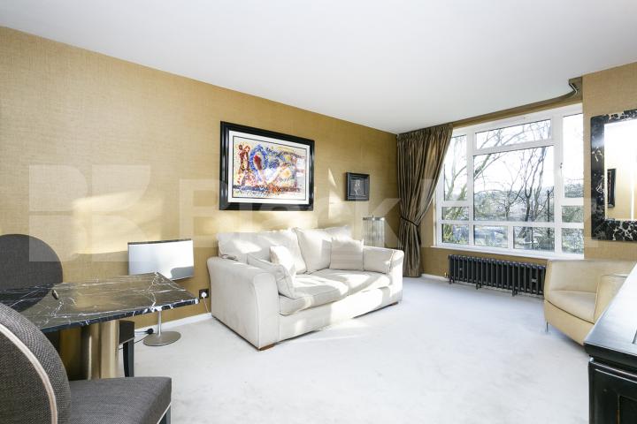 A well-appointed bright two bedroom apartment located in a private block  Muswell Hill , Alexandra Palace / Muswell Hill